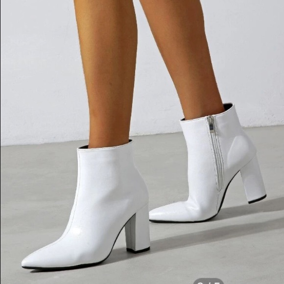 SHEIN Shoes - White ankle boots